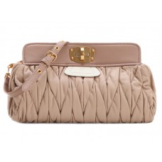 Miu Miu Matelasse Velká kabelka Convertible Clutch Béžová