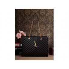 Nákupní taška Yves Saint Laurent Classic Monogram z černé prošívané kůže Grain De Poudre s texturou