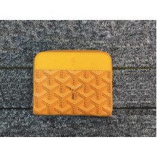 Malá peněženka Goyard Chevron se zipem žlutá