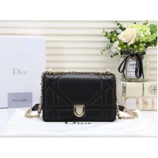 Malá dioráma jehněčí kožená kabelka Dior, černá d0526