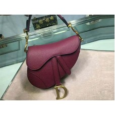 Dior Mini Saddle telecí kůže kabelka zlatá hardware vínová m0447s1