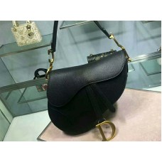 Kabelka Dior Saddle Calfskin se zlatým kováním černá m0446l