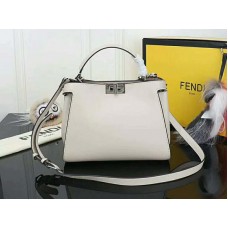 Kožená taška Fendi Peekaboo Essential z telecí kůže, bílá