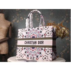 Kabelka Dior Book Tote Kaleidoscopic Vícebarevná růžová