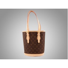 Kabelka Louis Vuitton s monogramem a drobnými detaily
