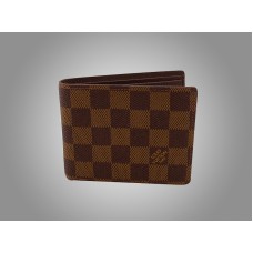 Vícenásobný držitel bankovky Louis Vuitton Damier