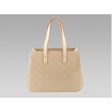 Louis Vuitton Monogram Vernis Reade PM Béžová