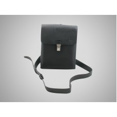 Kabelka Louis Vuitton Taiga Saratov Pm