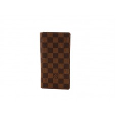Louis Vuitton Damier Yen a držitel kreditní karty
