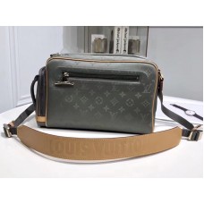 Plátěná taška Louis Vuitton Monogram Titanium m43884